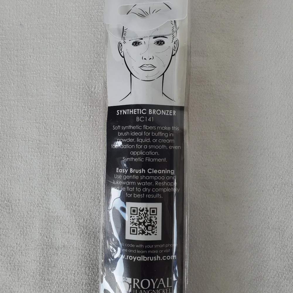 Free With Any Purchase-Royal & Lagnickel Silk Synthetic Bronzer Brush